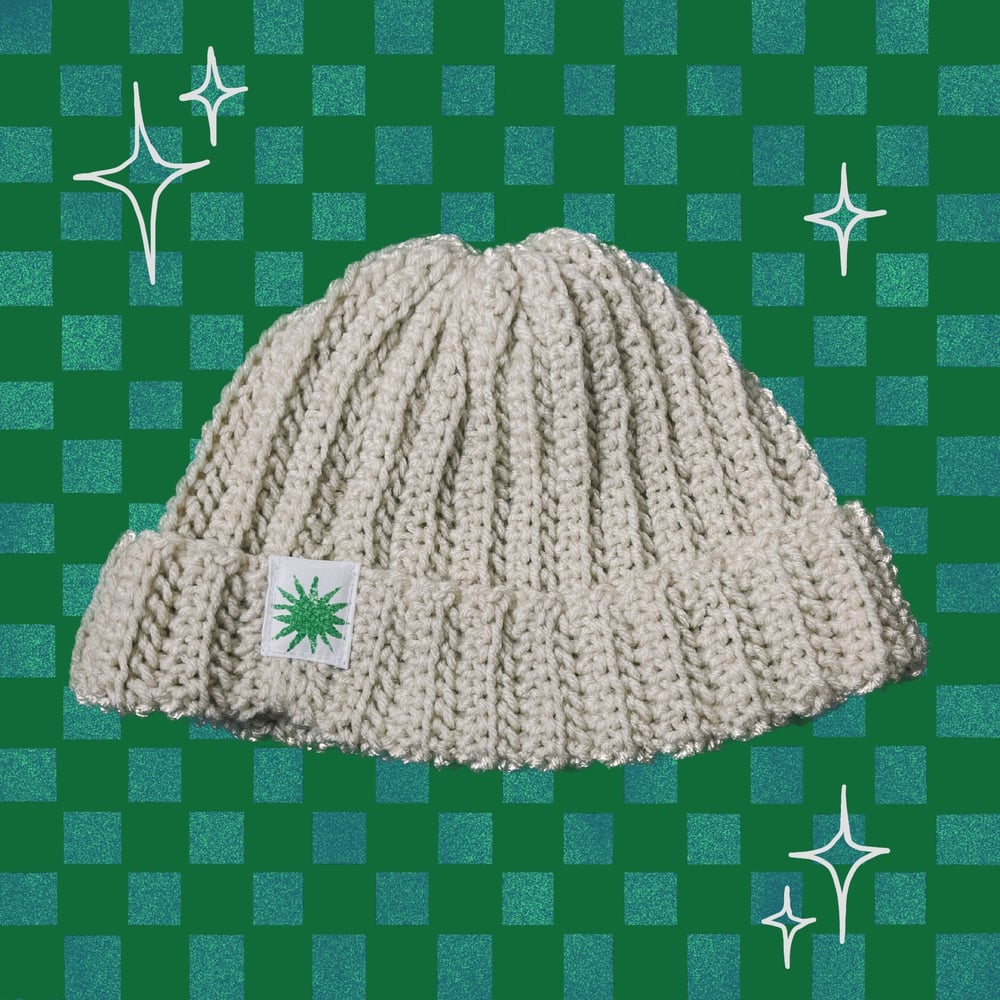 Image of Crocheted beanie 02