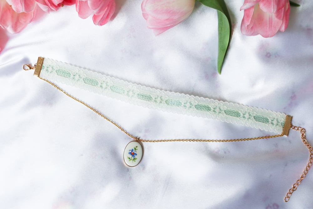 Image of The Little Princess Choker with Porcelain Pendant 