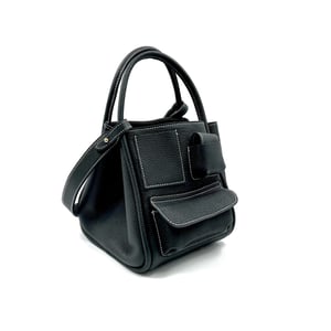 Image of JOURNEY (BLACK)