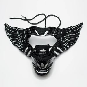 Image of PIXEL_mask_Black Mask_Pink_Harness