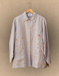 Image 4 of Hand embroidered unique shirt – Camisa 03