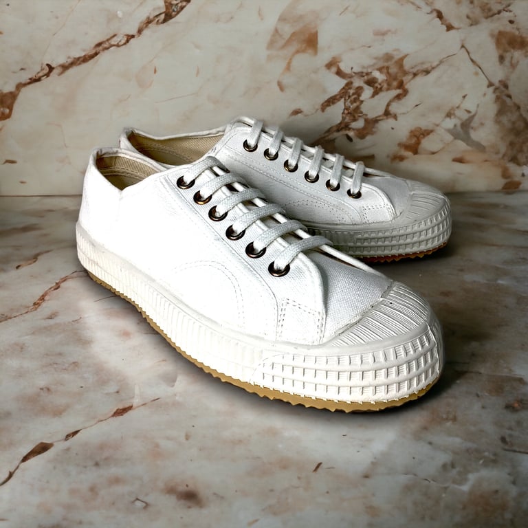 VEGANCRAFT vintage white canvas lo top sneaker shoes made in Slovakia Image 4