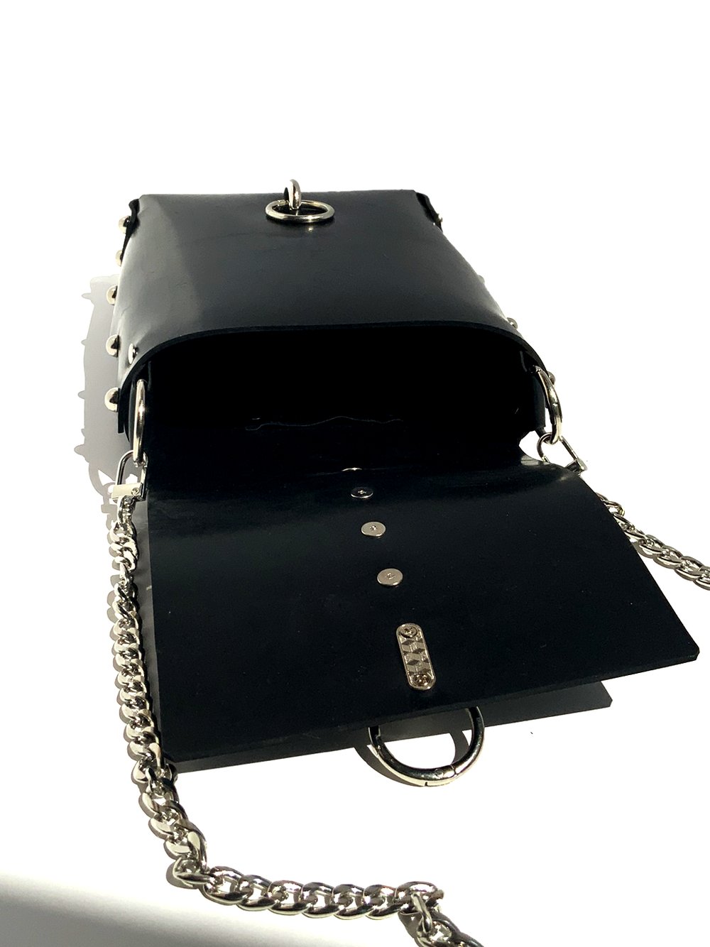 HARDCORE RUBBER POUCH