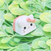 Image 3 of pink bow kitty ceramic keycap