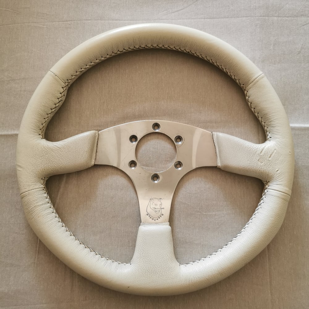 VOLANT GIANCARLO SIMILI CUIR BLANC ET ALU POLI