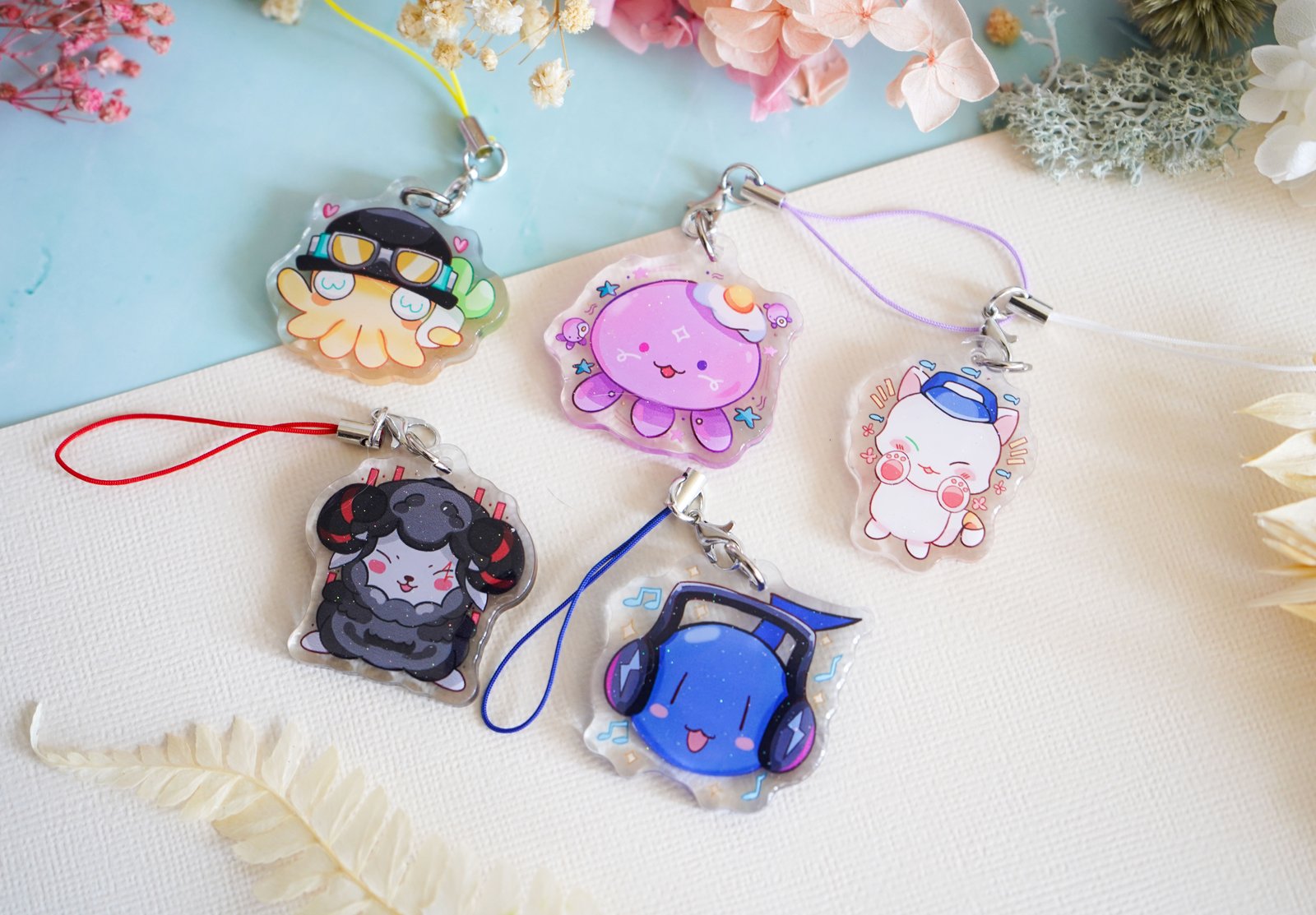 Aggregate more than 83 phone charms anime best - in.cdgdbentre
