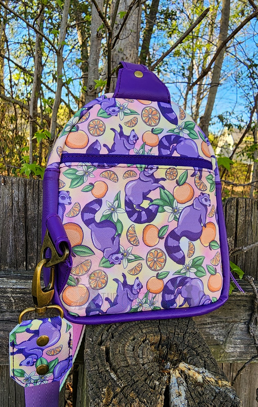 Image of Raccoon Mav Sling Bag