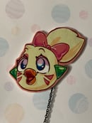 Image 2 of Fnaf chica pizza pin