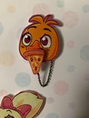 Image 5 of Fnaf chica pizza pin