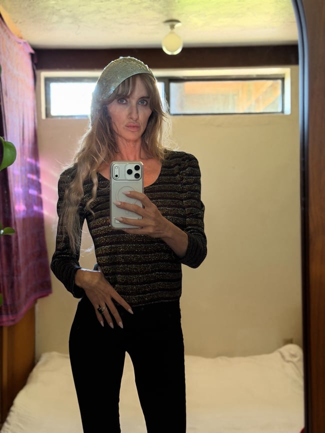 late 60s italian fine crochet slouch beret with paillettes