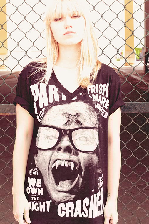 Image of PARTY CRASHER VNECK ♀ ♂