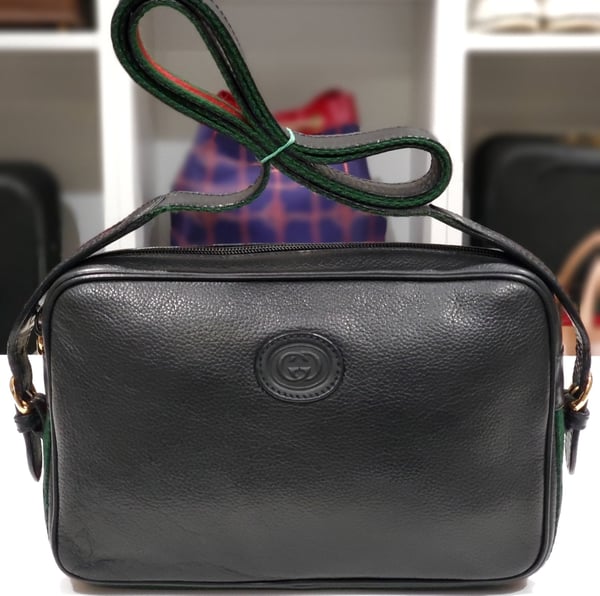 Image of Vtg Gucci Black Pebbled Leather Crossbody Bag