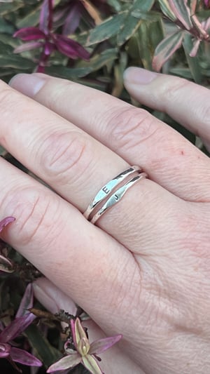 Image of Mini Signet ring 1.5mm 