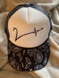 Image 2 of Black white bandana v truck 