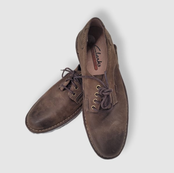 Image of (8.5/ 42) Clarks 