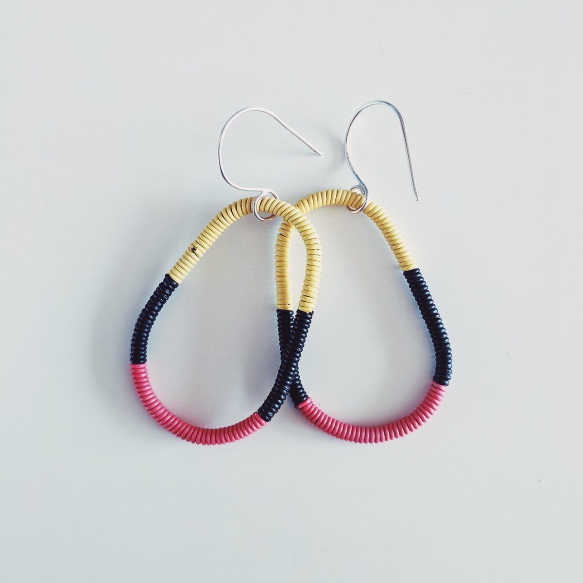 Image of Oval Earrings no. 05