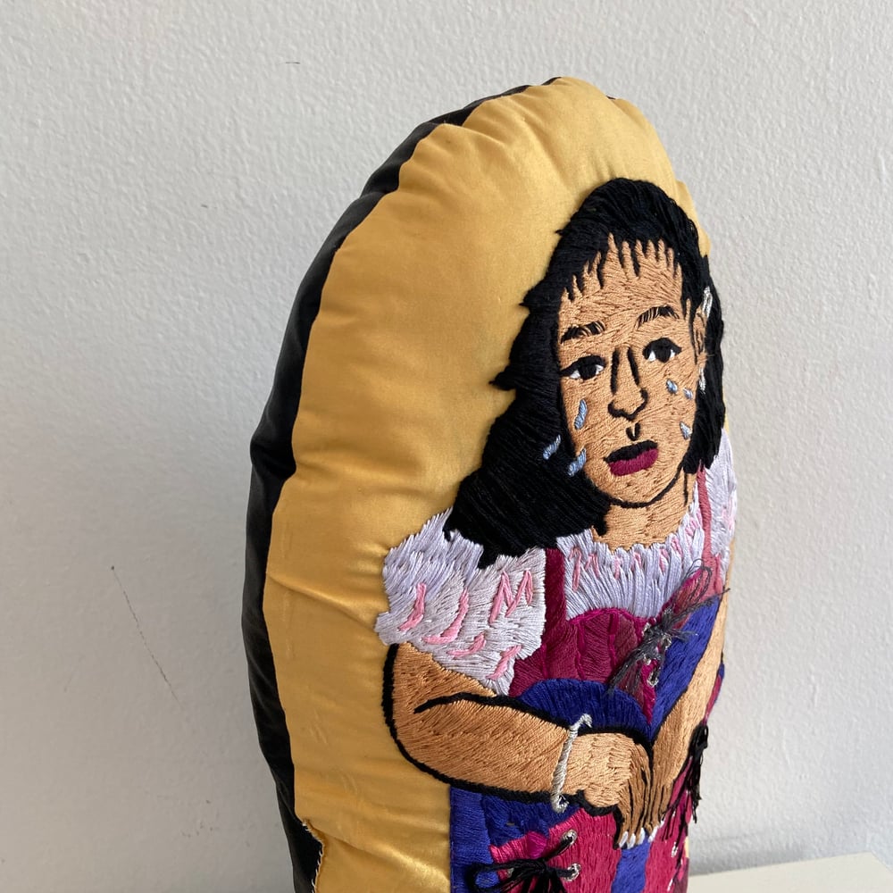 Large Embroidered Peluche
