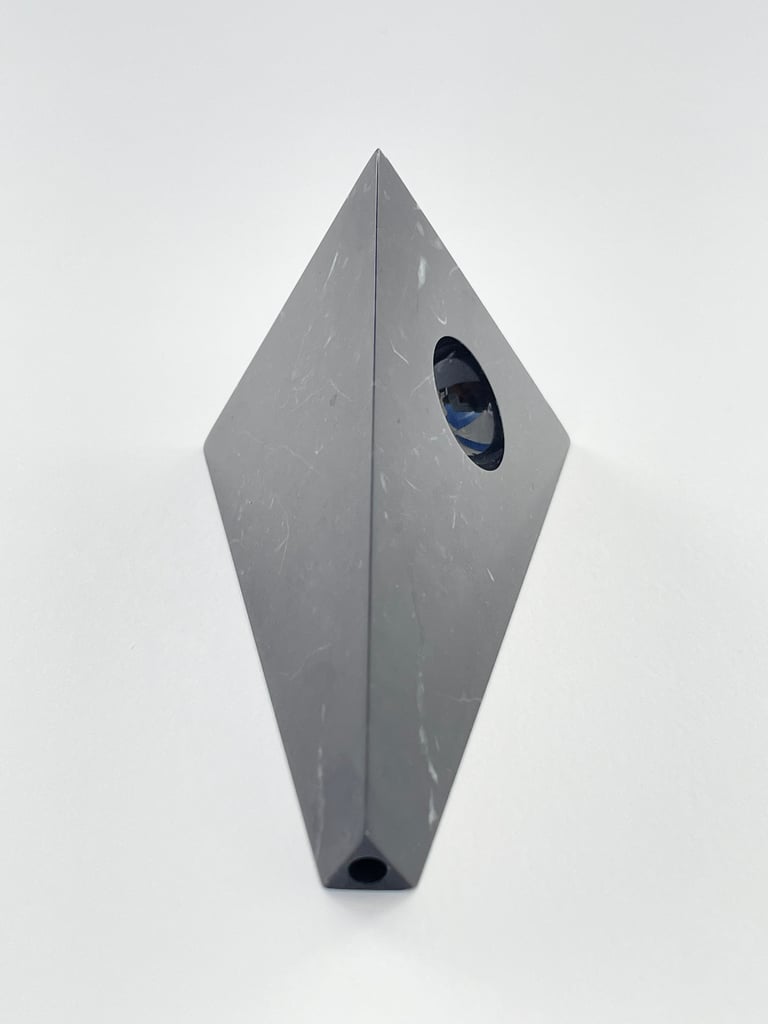 Monolith Pipe — Rayadita
