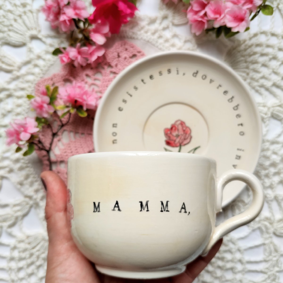 TAZZA TÈ + PIATTO - MAMMA, SE NON ESISTESSI, DOVREBBERO INVENTARTI