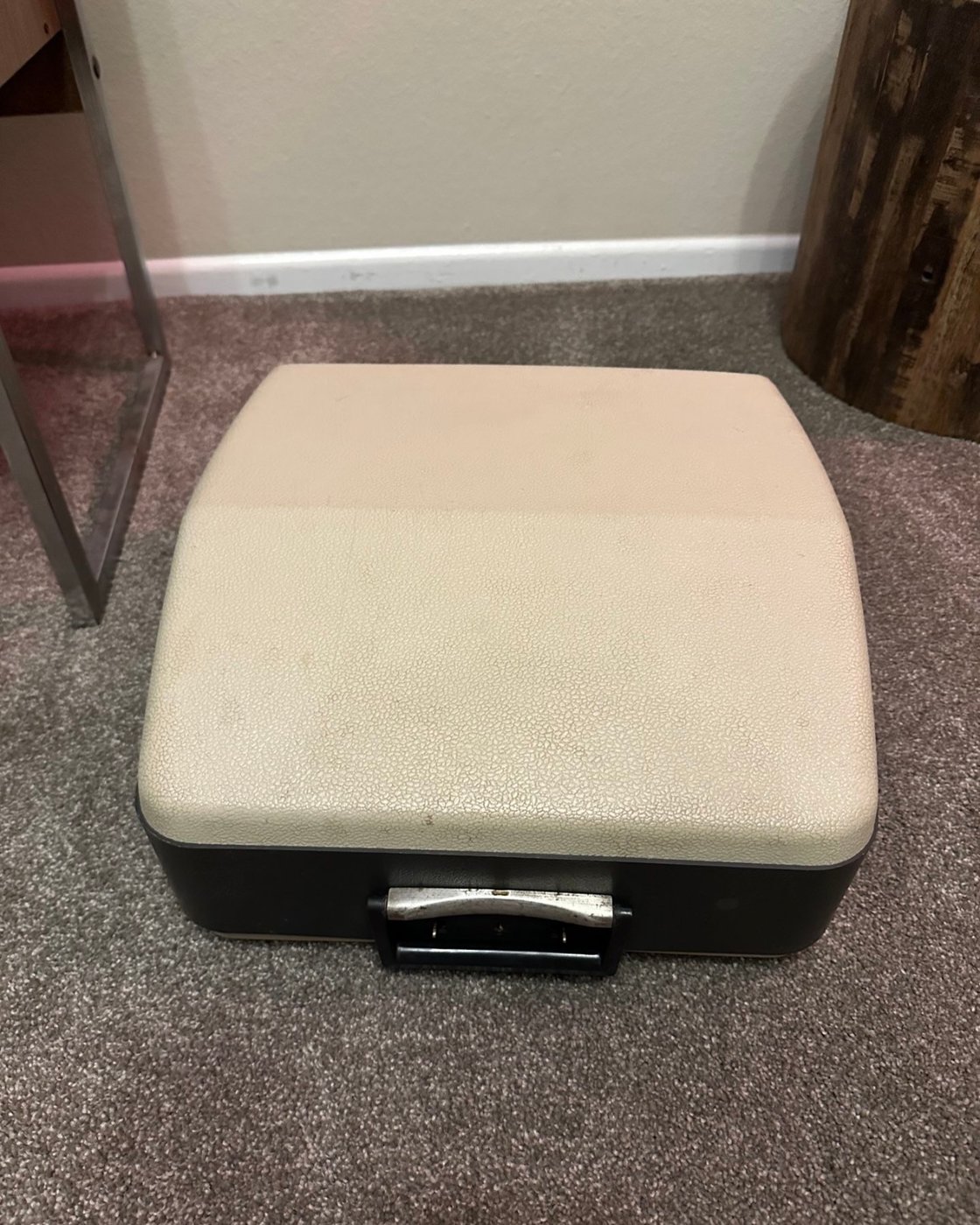 Image of 1970's Vintage Adler J2 Typewriter With Case & Manual