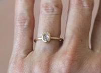 Image 5 of Oval diamond engagement ring. 18k. Gustav
