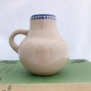 Image of Classical pot 2