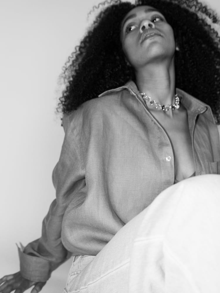 Image of OY A Oversized Linen Cuff Shirt in Ash