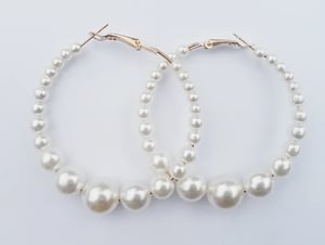 Image of Pearl Hoop Earrings 