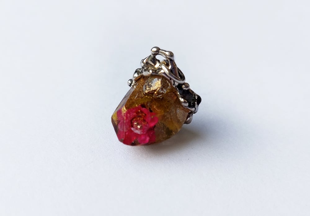 Image of WILDFLOWER CHARM (Pink)