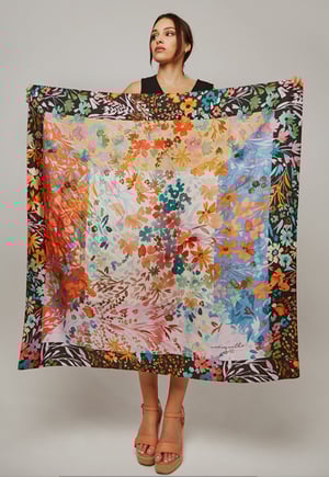 Image of PAÑUELO JARDÍN SILVESTRE.