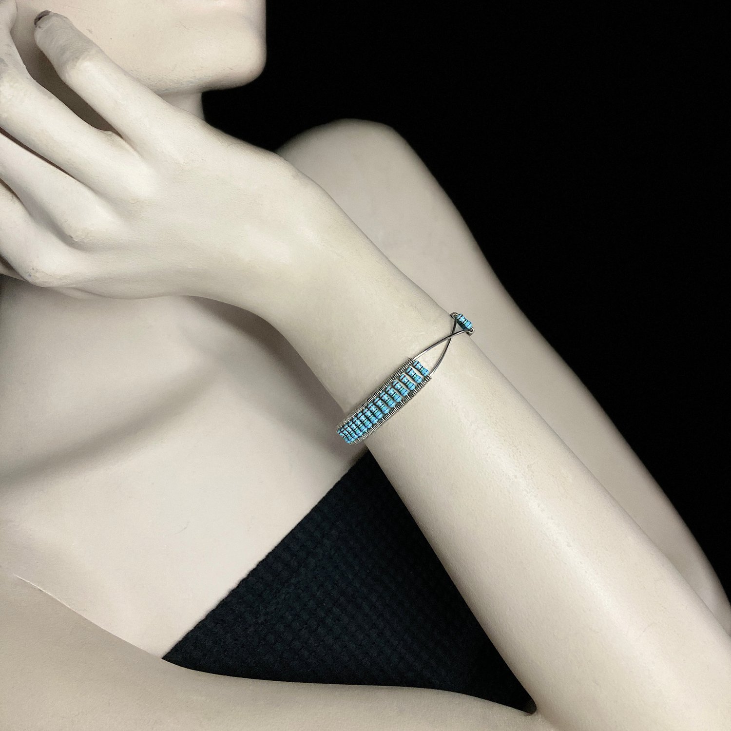 Image of Cross-Resist Cuff in Blue - SMALL
