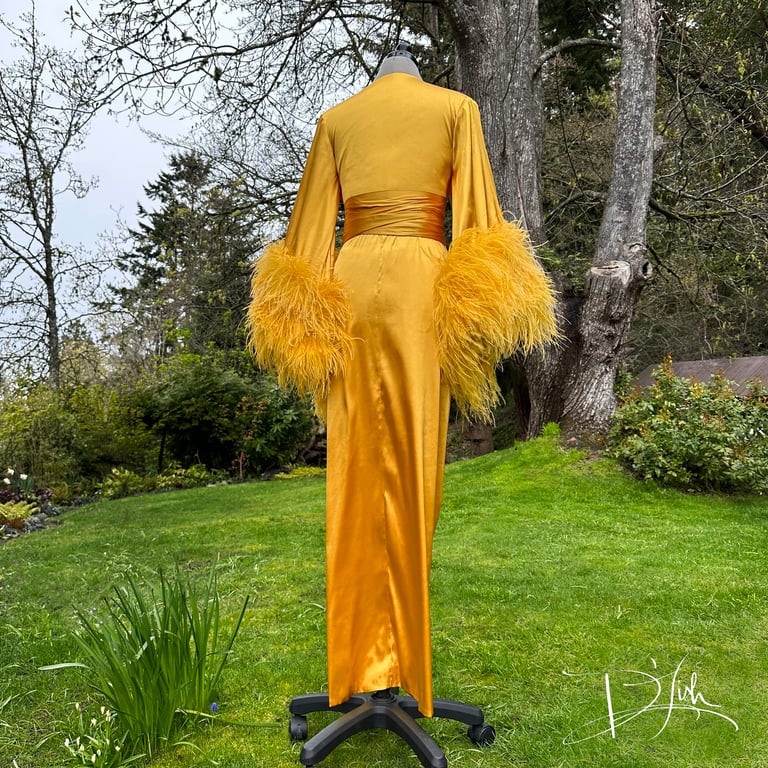 Sun "Selene" Dressing Gown Image 2