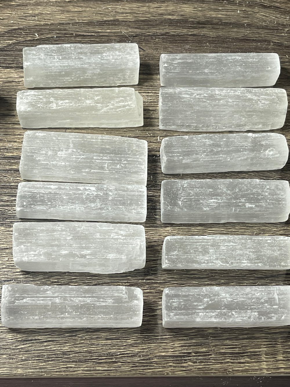 Image of Selenite sticks  (raws)