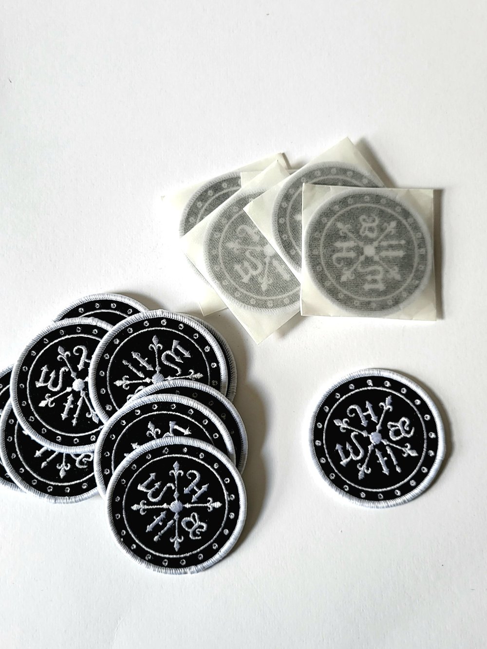 HWÆT! EMBROIDERED PATCH - IRON ON