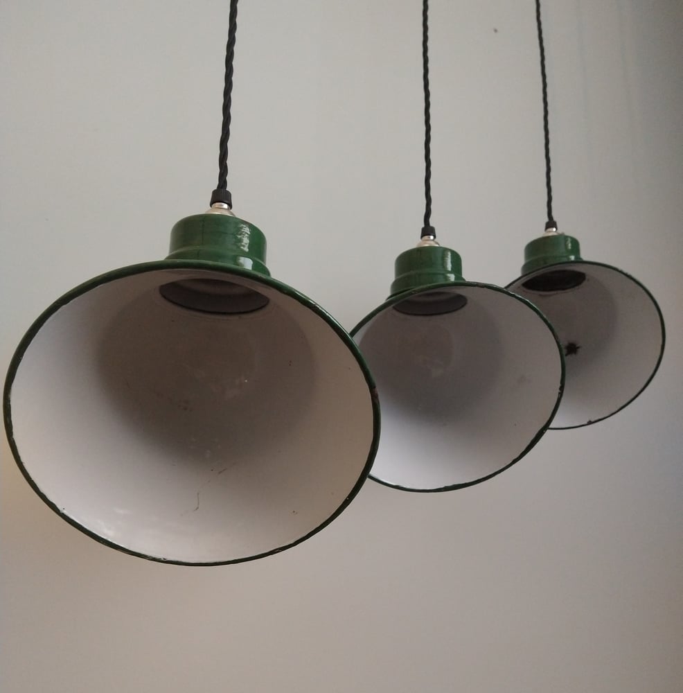 Image of Small green parabolic light