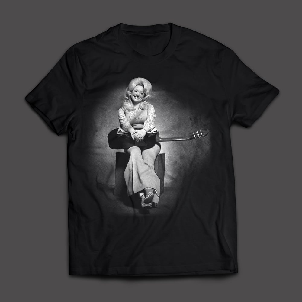 Image of Queen of Country T-Shirt