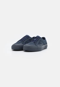 Image 3 of ZAPATILLA GLOBE SURPLUS MIDNIGHT BLUE EN LIQUIDACION