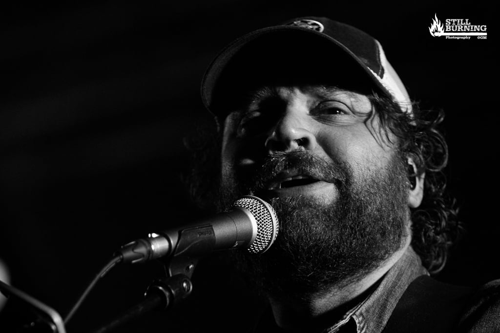 Frightened Rabbit Print no9 Eyes To The Ground