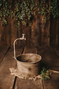 Image 2 of Round bath tub 