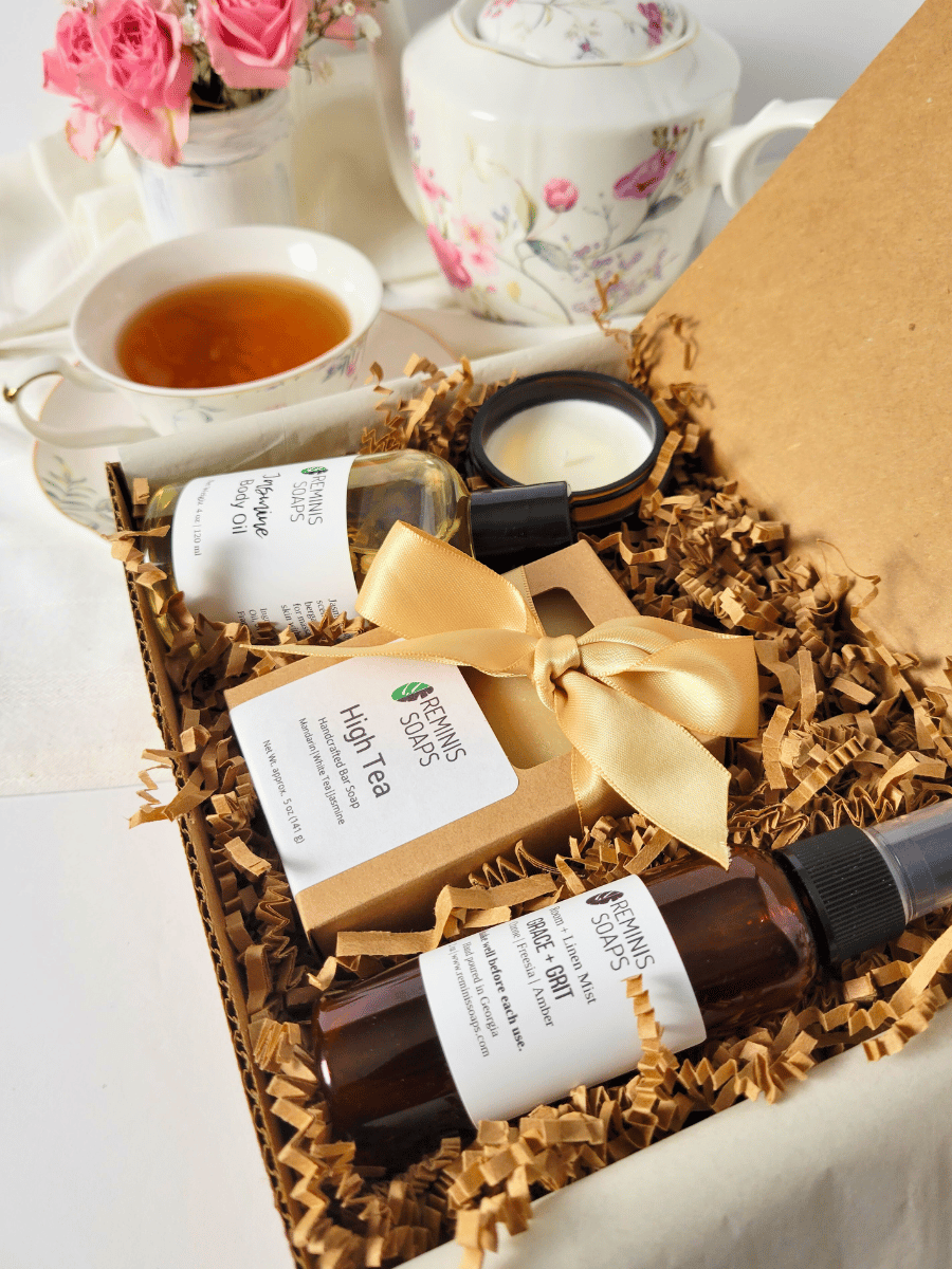 UPSCALE SPA GIFT BOX