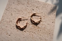 Image 1 of SIMPLE C EARRINGS C形耳圈
