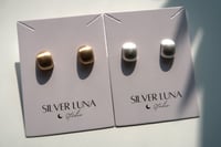Image 5 of ALICIA EARRINGS 拉丝耳饰