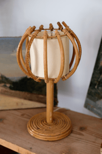 Image 2 of Lampe de chevet en rotin