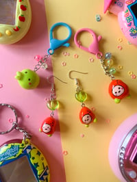 COMMISSION CUSTOM TAMAGOTCHI CHARM / EARRING