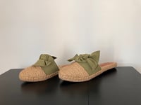 Image 2 of The Marga - Khaki (Dark Fatigue)