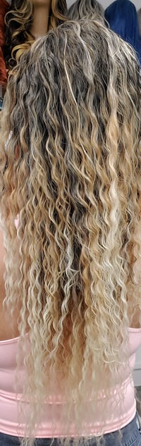 Image 2 of Coleta blond chinita