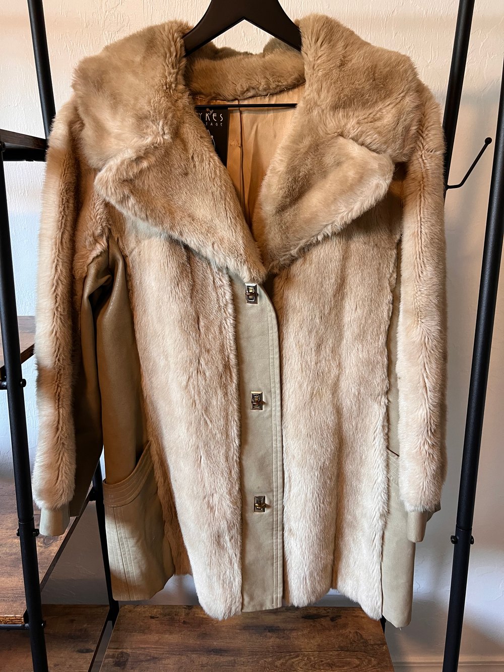 Vintage Diamônte Fur Coat (L)