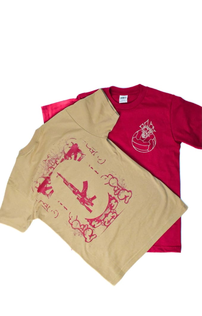Image of WALLOP TEE (SAND & CARDINAL)