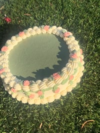 Image 2 of Juliette mini cake