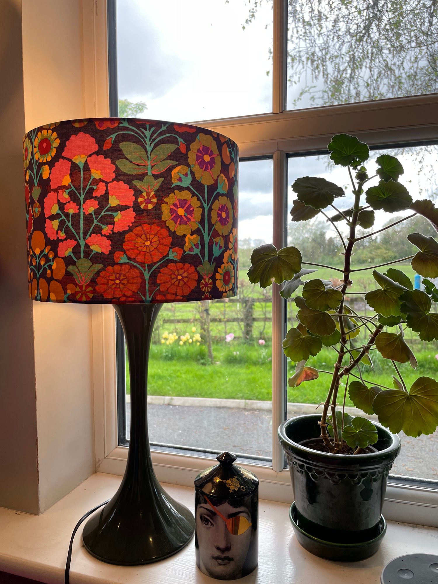 Image of Fabulous Sprays Brown Shade 30cm